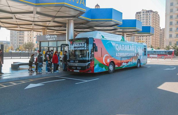 Avtobusların üzərində “Qarabağ Azərbaycandır!” şüarı yazıldı – FOTO