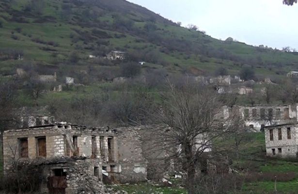 MN Füzuli rayonunun Gorazıllı kəndinin görüntülərini yayımlayıb