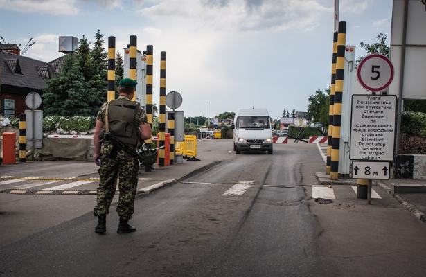 NATO səfirləri Ukrayna-Rusiya sərhədindəki vəziyyəti müzakirə edib