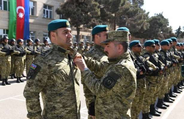 Azərbaycan sərhədçilərinə orden və medallar təqdim edilib