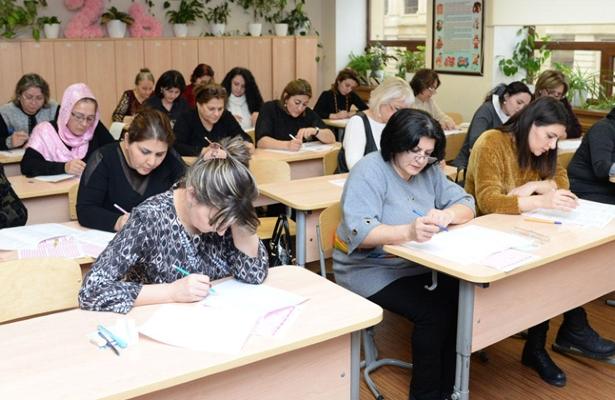 Müəllimlər üçün test tapşırıqlarının çətinliyi ilə bağlı narazılıqlara aydınlıq gətirilib