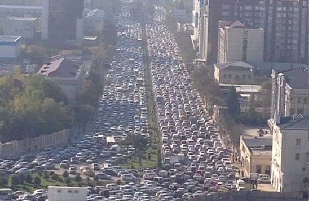 BNA Bakıda tıxac yaranan yolları açıqlayıb