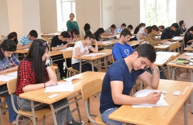 600-dən çox bal toplasa da, universitetə qəbul olmadı