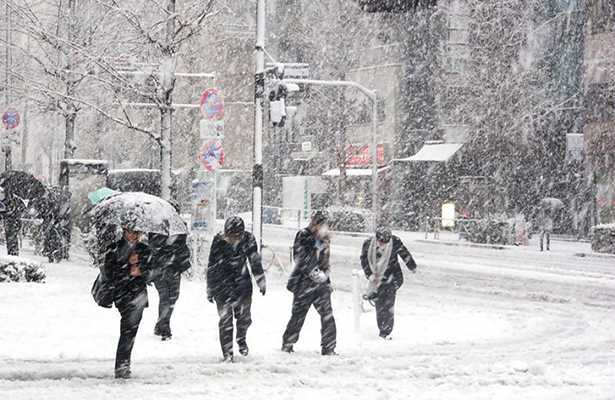 Sabahdan hava PİSLƏŞƏCƏK: qar yağacaq, yollar buz bağlayacaq – XƏBƏRDARLIQ