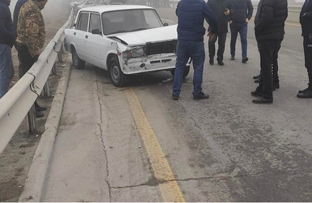 Yol polisi Hacıqabuldakı zəncirvari qəza ilə bağlı məlumat yaydı