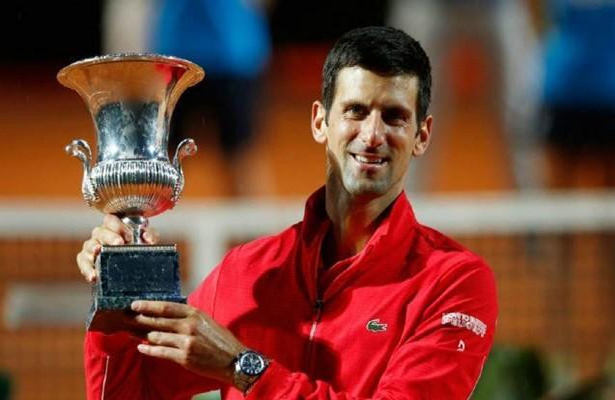 Serbiyalı tennisçi Novak Cokoviç saxlanılıb