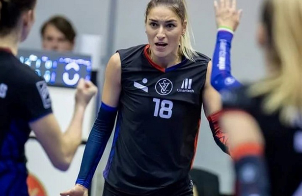 Azərbaycan yığmasının voleybolçusu üçqat Macarıstan çempionu olub