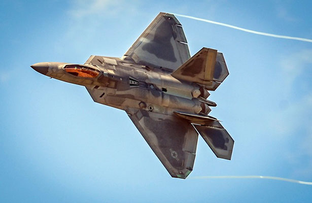 ABŞ Polşada 12 ədəd “F-22 Raptor” qırıcıları yerləşdirib