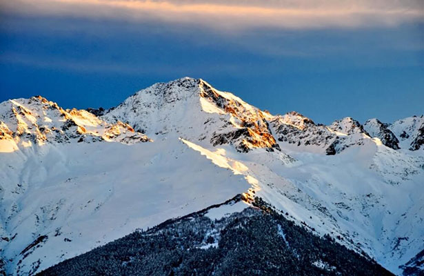 Gürcüstan dağlarında üç alpinist həlak oldu