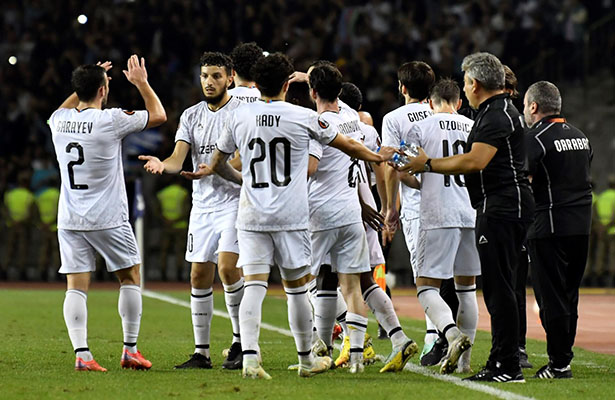 Daha bir futbolçu “Qarabağ”ı tərk edir