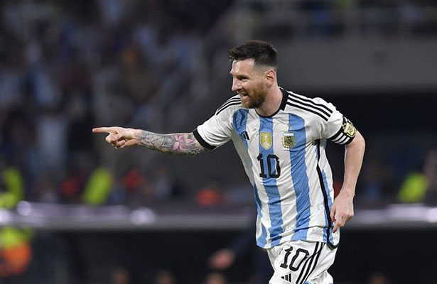 Milli komandalarda ən çox qol vuran futbolçular: Messi “100-lər klubu”na qoşuldu