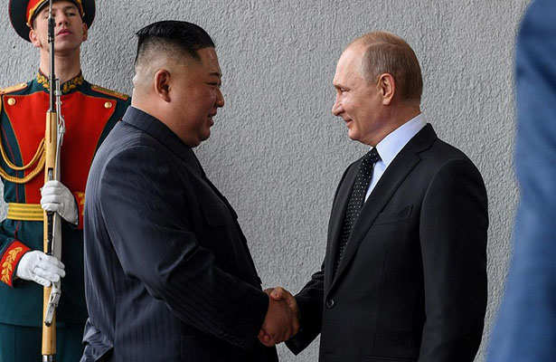 Putin və Kim Çen In “Vostoçnıy” kosmodromunda görüşüblər