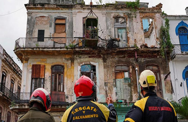 Kubada tarixi bina çöküb, iki nəfər ölüb