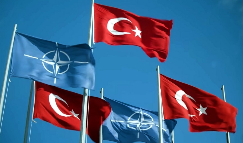 KİV: NATO-nun genişlənməsi ilə bağlı Türkiyəyə təzyiqlər əbəsdir