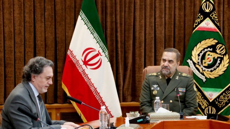 İranın müdafiə naziri: Tehran-Ankara əməkdaşlığı regiona sabitlik gətirir