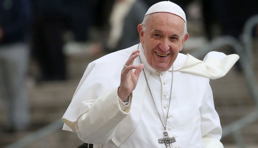 Papa eynicinsli cütlüklərə xeyir-dua verilməsini yasaqlamır