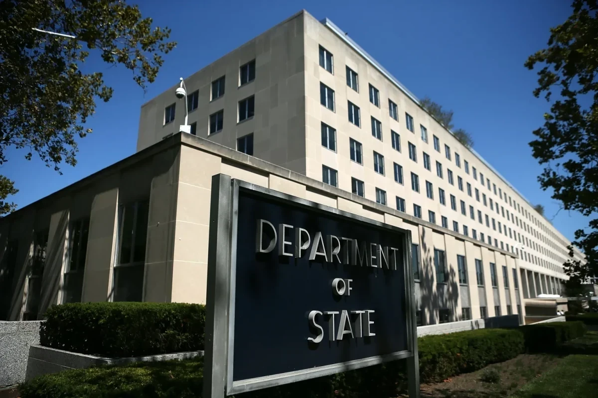 Dövlət Departamenti ABŞ-nin İrandakı terrorda iştirakını istisna edib