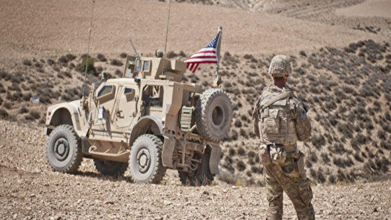 ABŞ-nin İraq və Suriyadakı hərbi bazalarına hücum edilib