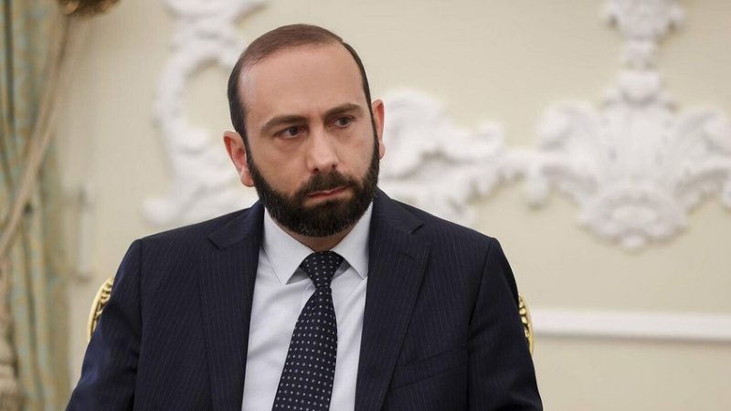 Mirzoyan: Ermənistan Azərbaycan və Türkiyə ilə bütün nəqliyyat kommunikasiyalarını açmağa hazırdır