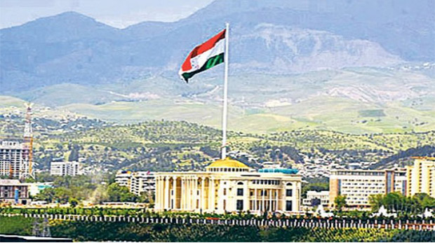Tacikistanda hicab qadağan edildi