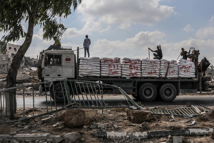 Qəzzada böhran: İsrailin icazə verdiyi yardımlar oöurlanır