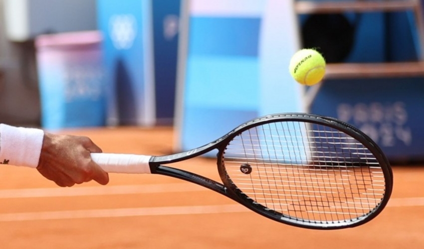 ABŞ-nin məşhur tennisçisinin avtomobili, kubokları oğurlanıb