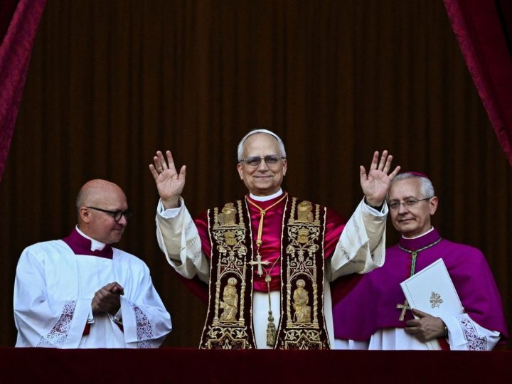 İlk amerikalı Papa kimdir?