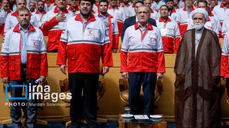 Pezeşkiyan beynəlxalq ictimaiyyətin sionist rejimin cinayətləri qarşısında susmasını tənqid edib