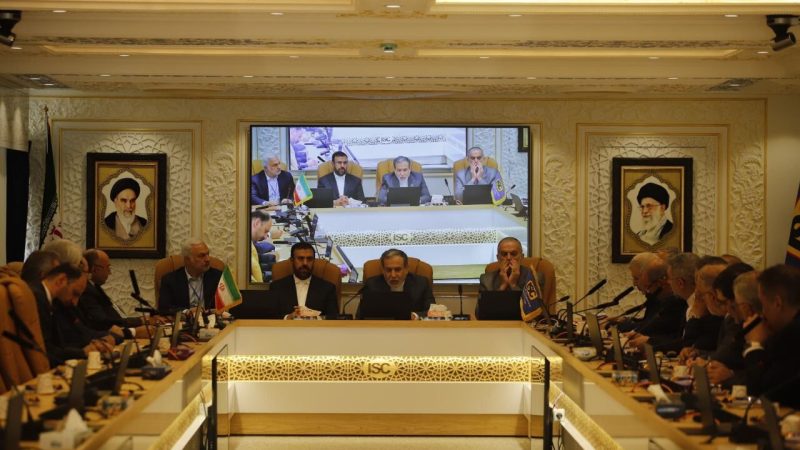 İranın Fars körfəzi ölkələrindəki səfirləri Əraqçi ilə görüşüb