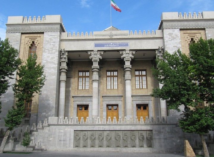İran XİN: Vaşinqtonun sanksiya təzyiqinə müqavimət göstərəcəyik