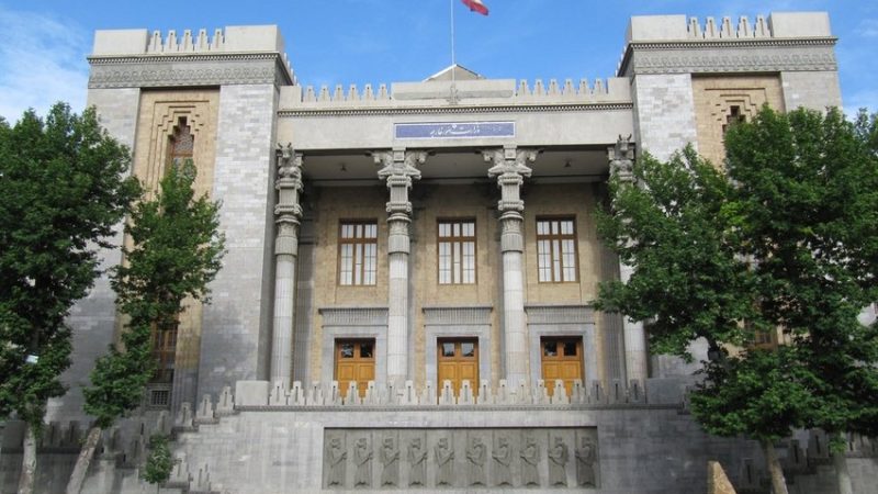 İran XİN: Vaşinqtonun sanksiya təzyiqinə müqavimət göstərəcəyik