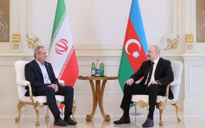 Azərbaycanlı politoloq: Bu səfər münasibətlərdə yeni mərhələnin başladığının göstəricisidir