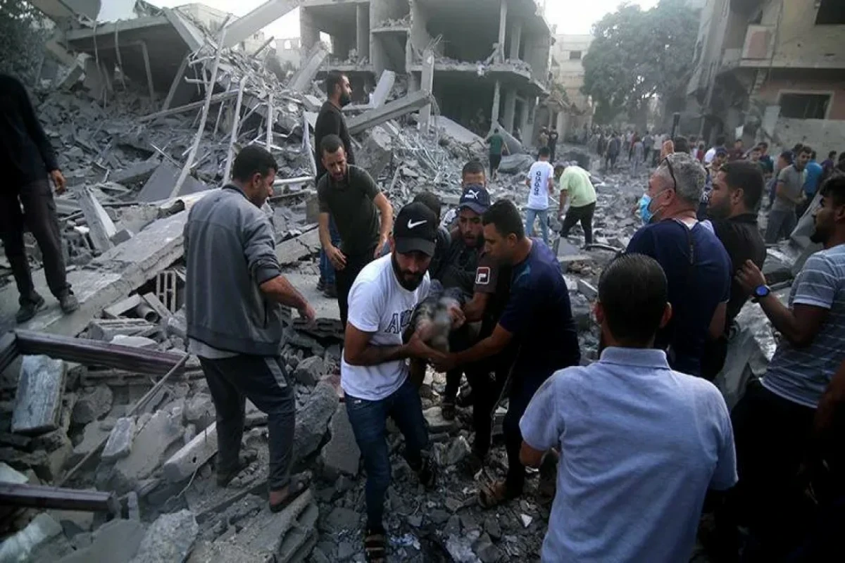 Qəzzada İsrailin hücumları nəticəsində son sutkada 76 nəfər həlak olub