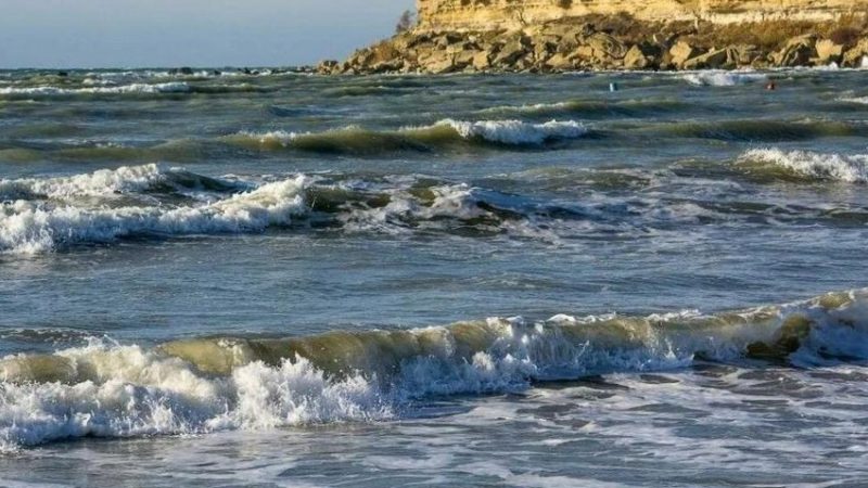 Xidmət rəhbəri: Xəzər dənizinin səviyyəsi növbəti 10-15 ildə azalacaq