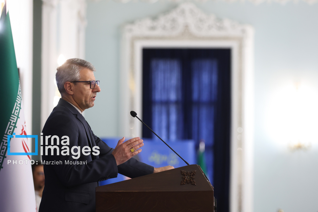 İran Hindistan və Pakistan arasında gərginliyin artması ilə bağlı ciddi narahatlığını ifadə edib