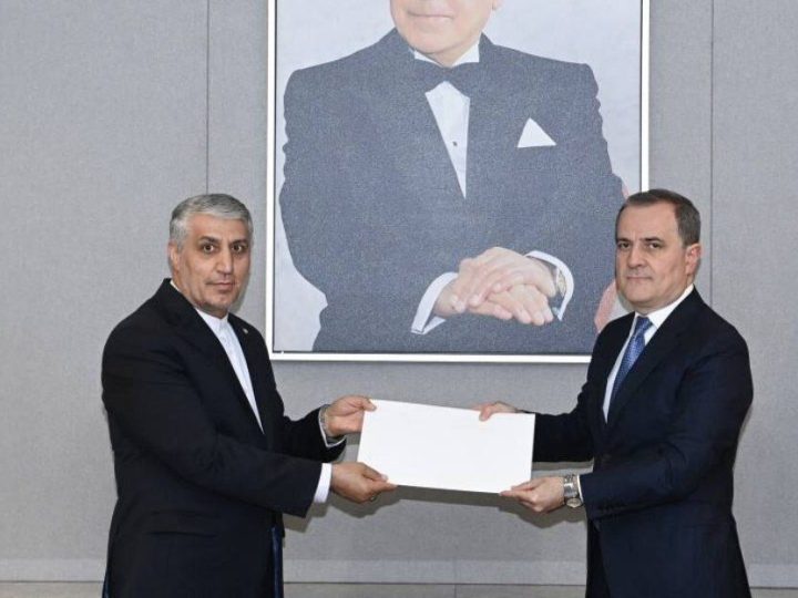 İran səfirinin Azərbaycan Respublikasının xarici işlər naziri ilə görüşü