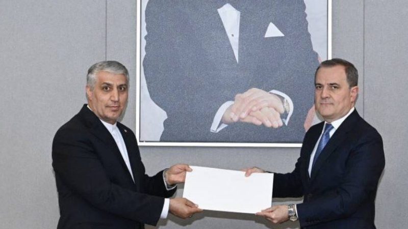 İran səfirinin Azərbaycan Respublikasının xarici işlər naziri ilə görüşü