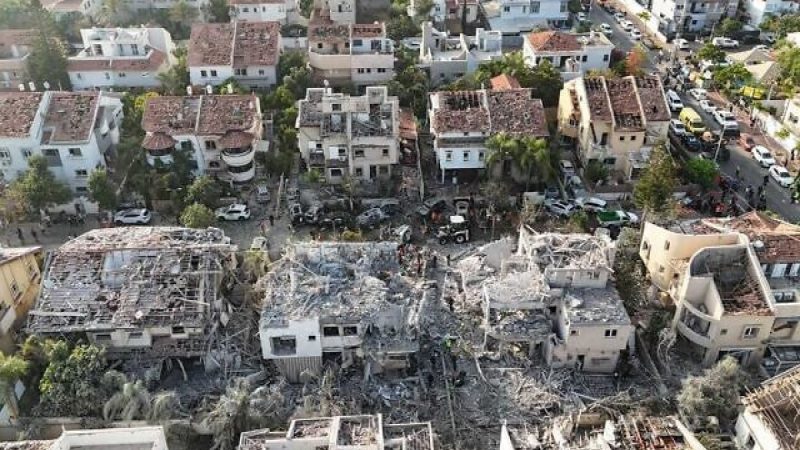 İranın İsrailə raket hücumundan sonra Rişon-Leziona dəyən ziyanın dron görüntüləri yayılıb – FOTO
