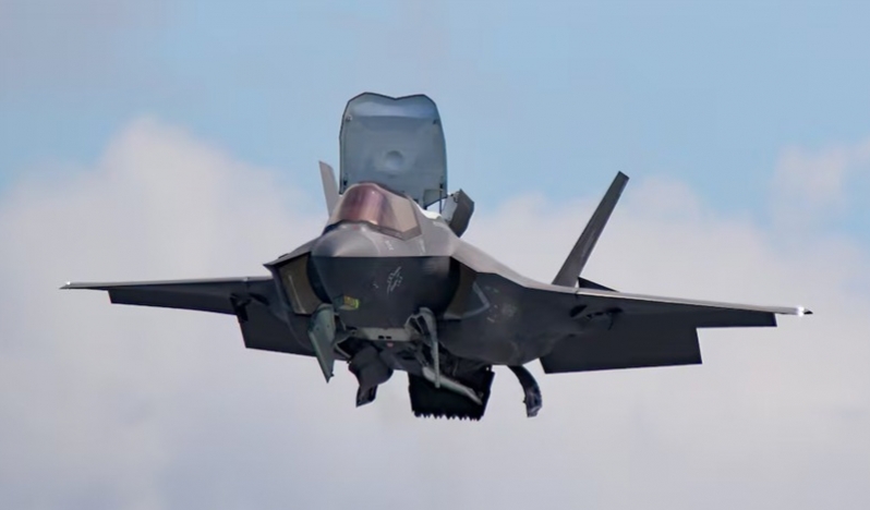 İran İsrailin dördüncü F-35 qırıcısını vurub
