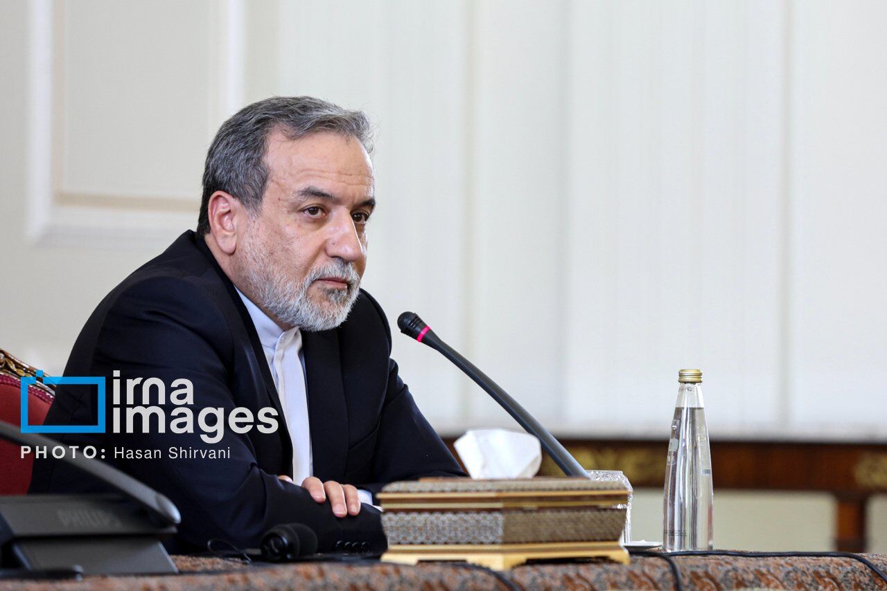 Əraqçi: İranın uranın zənginləşdirmə fəaliyyəti davam edəcək