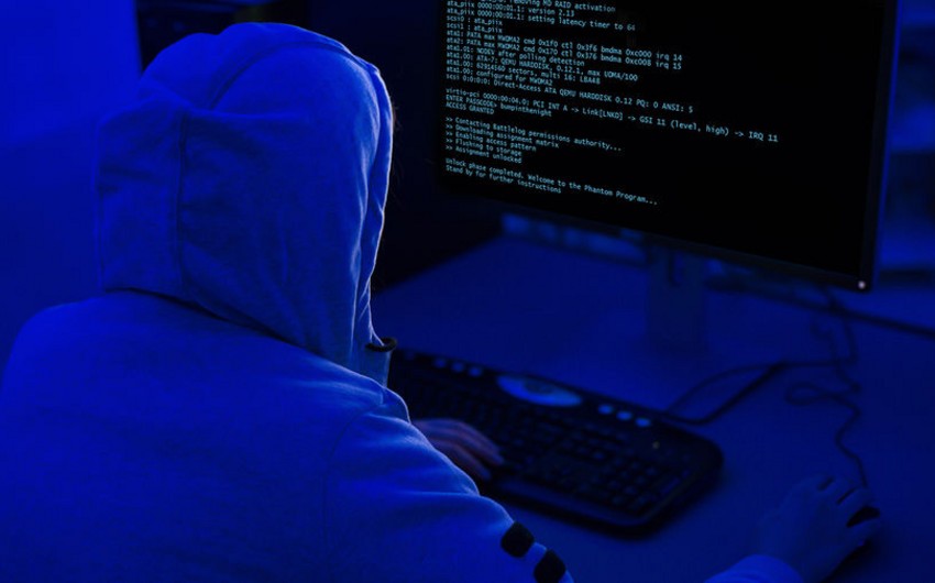 KİV: Hakerlər “Microsoft” proqram təminatında zəifliyə görə ABŞ agentliklərinə hücum ediblər