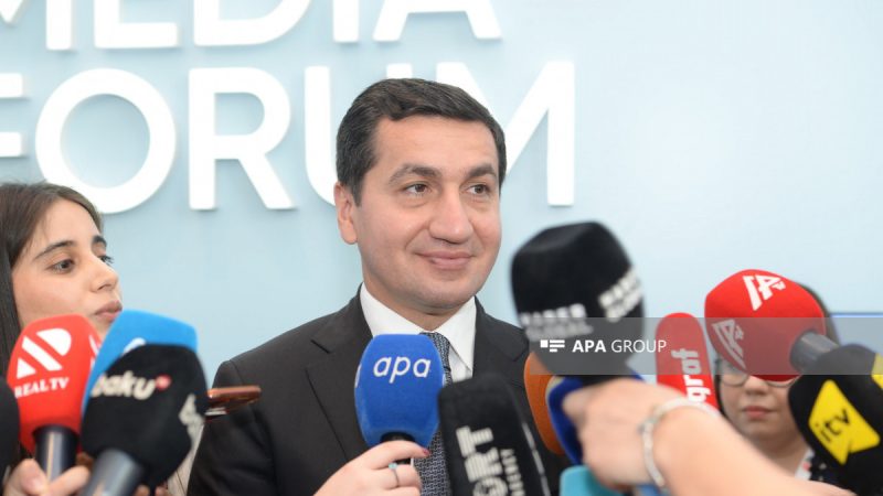 Hikmət Hacıyev: Prezidentin media ilə ünsiyyəti dezinformasiyaların qarşısını almaqda mühüm rol oynayır