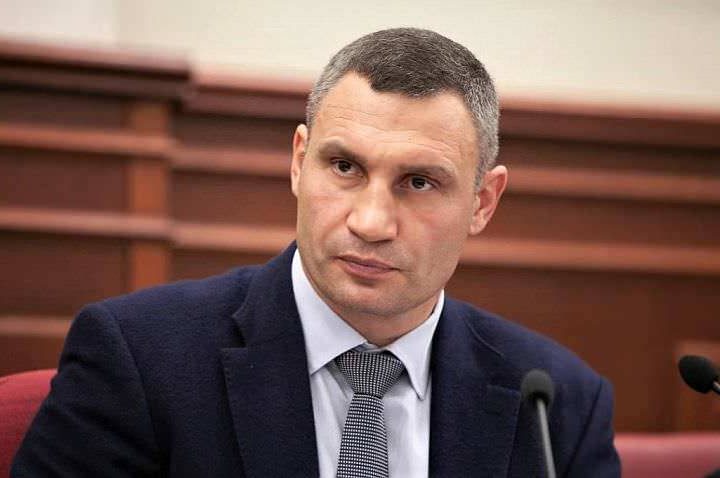 Vitaliy Kliçko Ukrayna rəhbərliyini avtoritarizmə yönəlməkdə ittiham edir