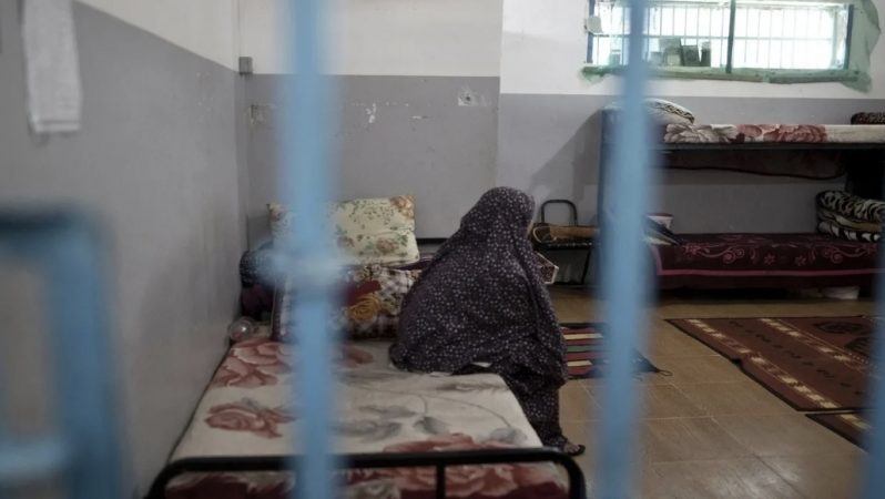 İsrail həbs düşərgələrində fələstinli qadınlara qarşı işgəncələr şiddətlənir
