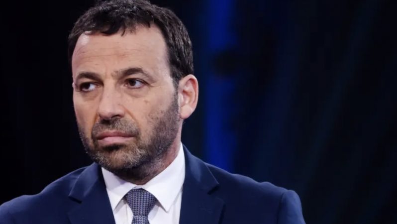 İsrailli jurnalist senzuranın pərdəarxasını izah edir