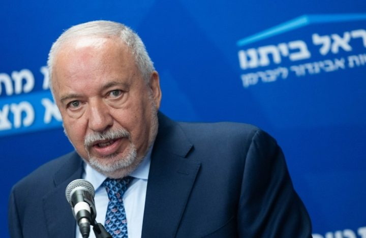 Liberman: Biz İran təhlükəsinə qarşı qabaqlayıcı zərbə endirməliyik