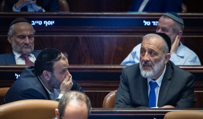 Şas partiyası Netanyahu hökumətindən geri çəkilir